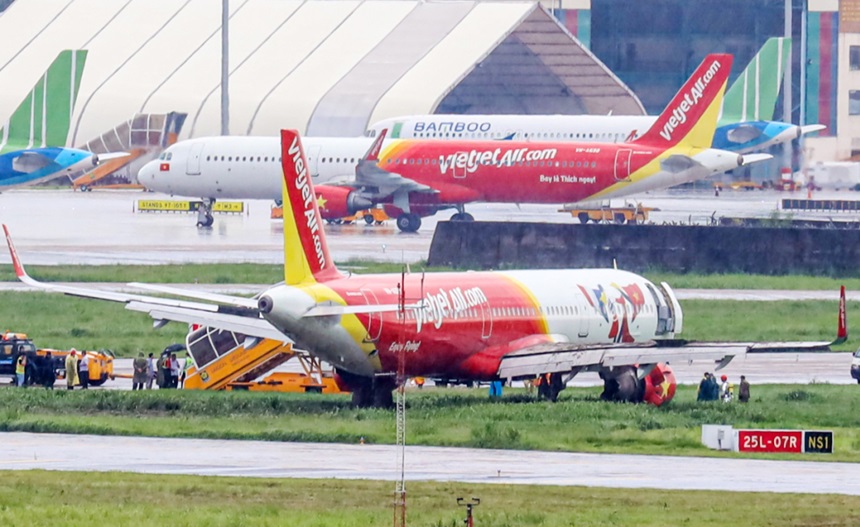 Vietjet hạ cánh lỗi lý do là gì? Thiệt hại của sự cố trên