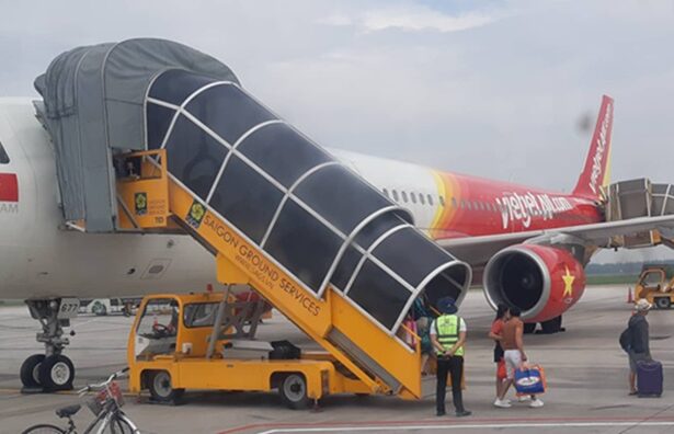 Tin Vietjet phá sản có thật không? Tại sao có tin đồn này?