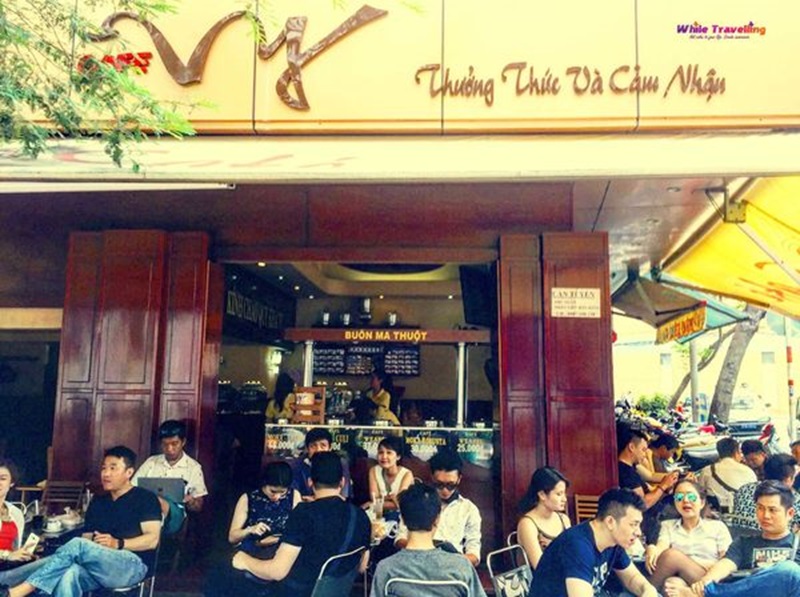 Cafe Vy - Quán cà phê vỉa hè ở Sài Gòn