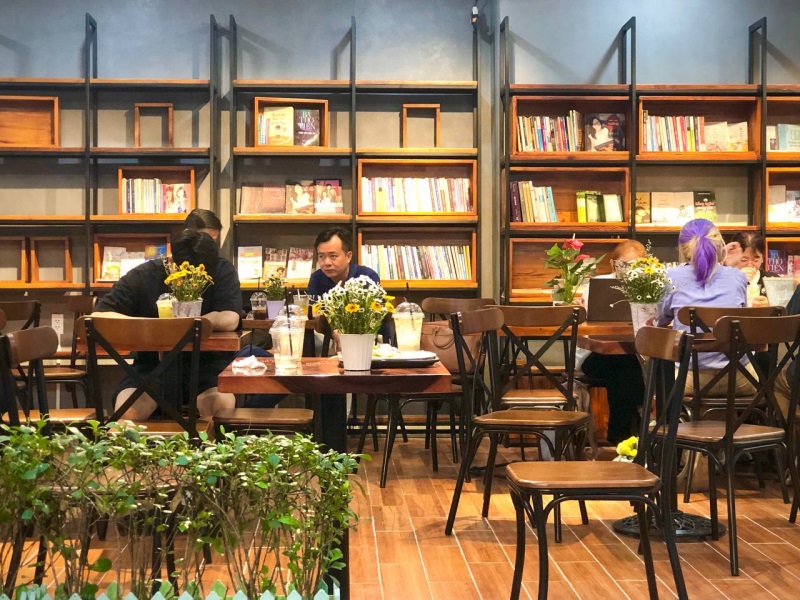 Cà phê sách quận 3 Phương Nam Bookcafe