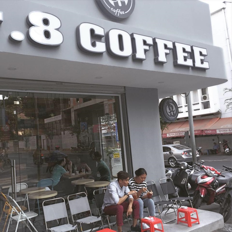 Cafe vỉa hè quận 1 Mr.8 Coffee