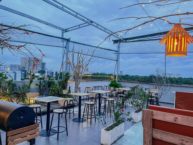 Cà phê hẹn hò Phú Nhuận Lagom Rooftop