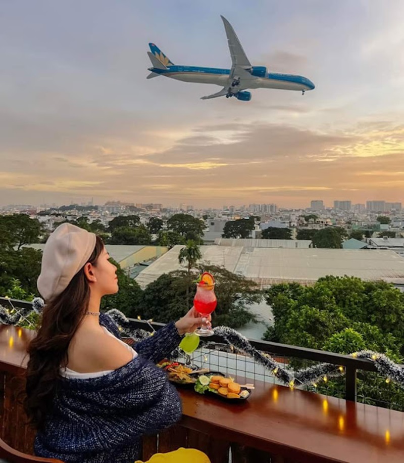 Hẹn Rooftop - Rooftop Gò Vấp ngắm máy bay