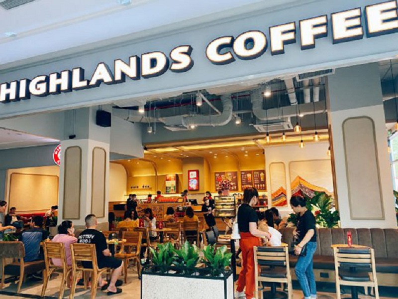 Highland coffee quận 10 Hồ Chí Minh đường Cách Mạng Tháng 8