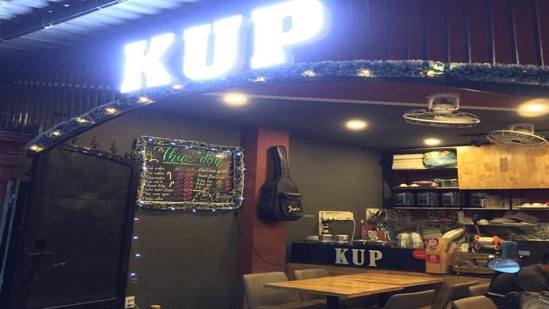 KUP Cafe and Tea với không giang làm việc yên tĩnh