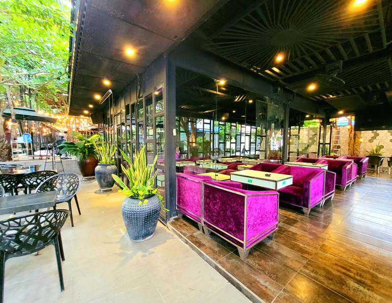 Vườn Xanh Coffee - Quán cà phê đẹp quận 8 phong cách sân vườn.