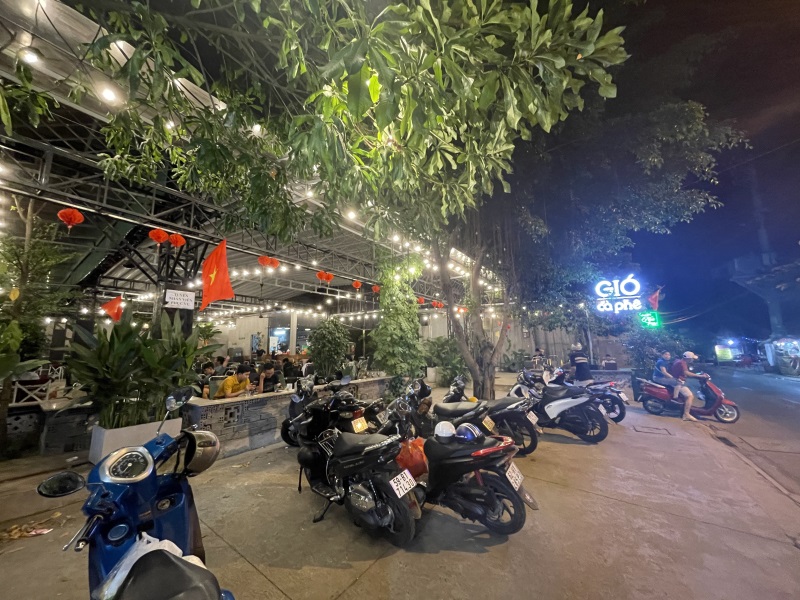 Gió - Quá cafe quận 2 mát mẻ.