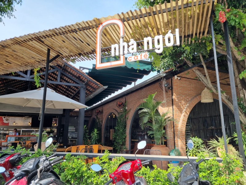 Nhà Ngói Cafe Quận 2.