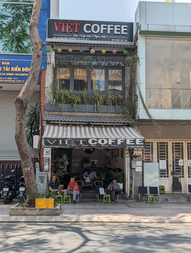 VIỆT - Quán cafe quận 4 