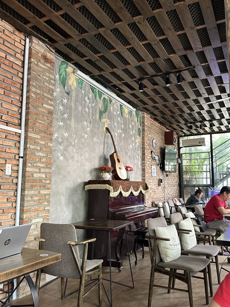 The Vintage - Quán cafe quận 7 