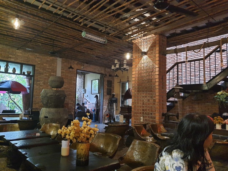 Nghe Nhìn - Quán cafe quận 8 