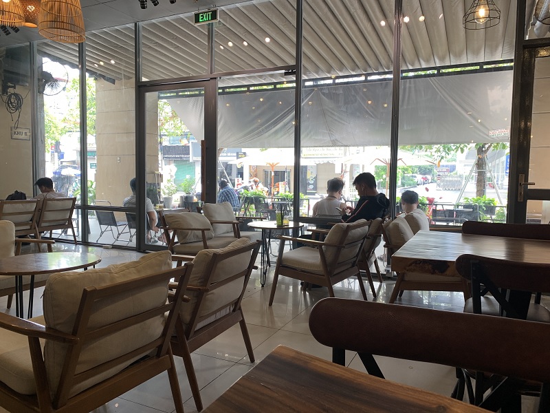 Quán cafe riêng tư ở Tân Phú không gian yên tĩnh - Rio.